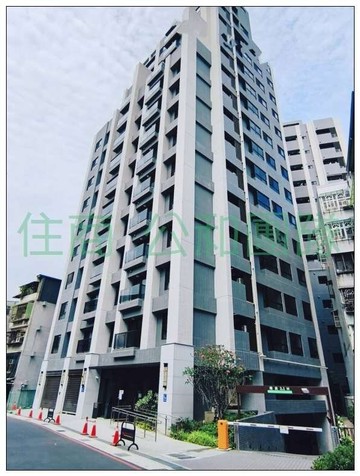 ️明星私校-南山中學．全新電梯三房．買屋找中杰｜新北市中和區水源路