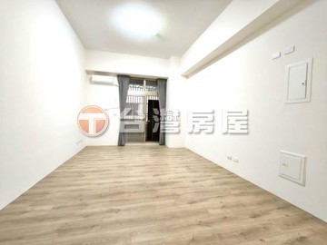 中華商圈奇美醫院3房車位 陽台進出鄰近未來捷運藍線｜台南市永康區中華西街