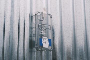 Stay Negative 厭世貓 插卡款 iPhone Case