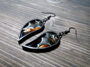 玻璃黑色 BAT 鏡面耳環。哥特黑耳環錫焊女巫耳環
