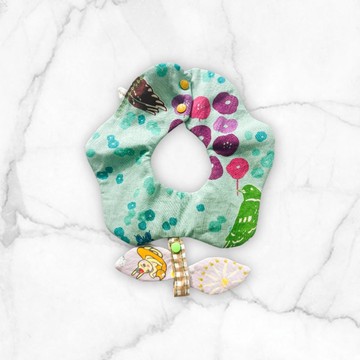 花朵口水巾 | 一朵可愛的小花可兩面使用與掛小東西