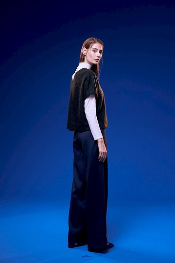 深藍色側扣牛仔寬褲