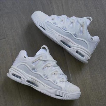 lakai滑板鞋Osiris面包鞋 反毛皮Globe運動鞋element復古鞋etnies