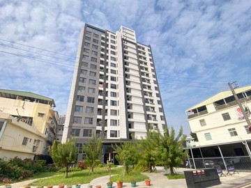 楠梓臨近後勁捷運#輕屋齡#捷客三房平車｜高雄市楠梓區高峰街