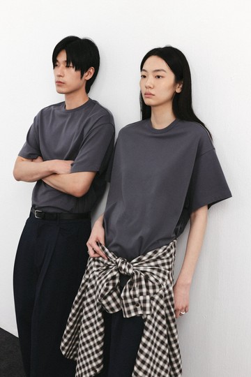 Studio Doe - Gender Free 空氣輕棉寬版開衩Tee