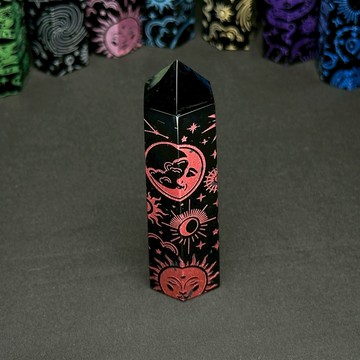 彩色宇宙 |黑曜石 黑曜石柱 彩繪宇宙圖騰 擋煞 除穢 正能量  天然水晶柱 桌上型風水擺件 3BP11002