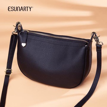 媽媽包包2025新款秋季時尚真皮女包腋下包斜挎小皮包單肩包貝殼包