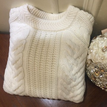 專柜撤柜高端高端秋冬寬松高端圓領白色針織衫韓版麻花圓領毛衣潮