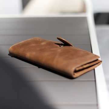 E7TH. 時尚流線設計真皮長夾(071850lt)