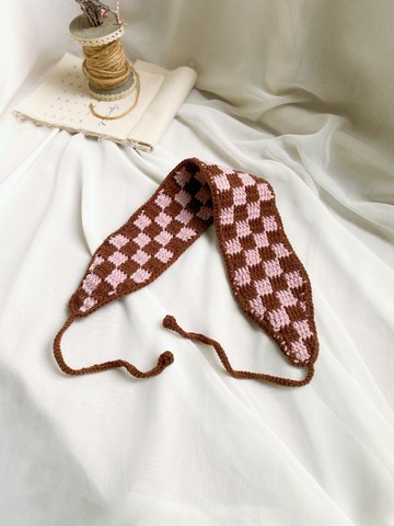 【好日手作】 春日爛漫韓式棋盤格紋咖啡草莓手工編織髮帶