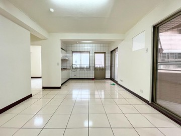 台中情低總價邊間三陽台採光好大3房｜台中市大里區中興路二段