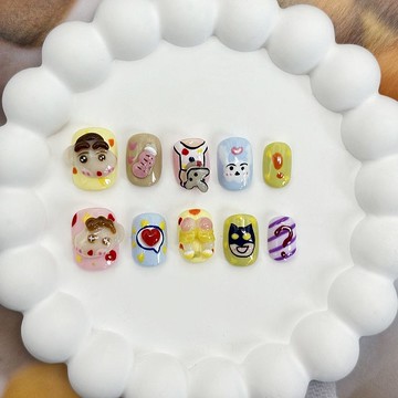 【滿300起送】手工穿戴甲可愛卡通蠟筆小新捏捏手繪短款純手工甲片