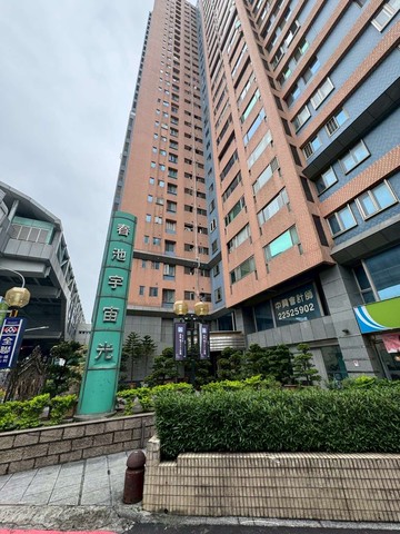 ❣️賣厝明明❣️新埔站.SRC鋼骨次高樓三房+車｜新北市板橋區民生路三段