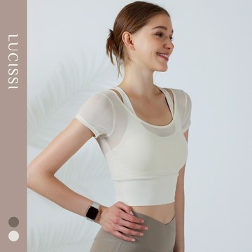 LUCISSI｜假兩件透氣運動上衣 短袖緊身 透膚 隱形胸墊 透氣大U領上衣 合身運動上衣 現貨
