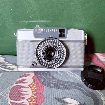 專業相機店 OLYMPUS PEN EE-2 28mm F3.5 半格機 底片相機(保固30