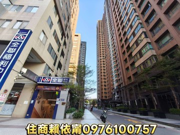 專任新美齊The TopA8棟21樓邊間兩房車｜新北市三重區中正南路