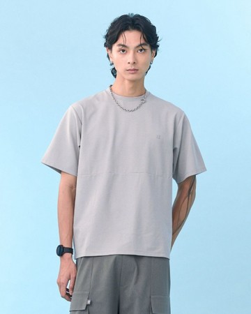 特殊剪接小橫條造型Tee(灰)