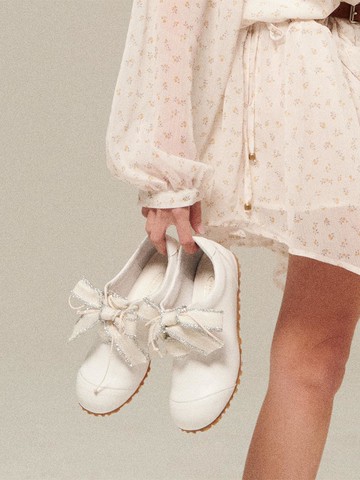 Gobi Ribbon Sneakers [Creamy]