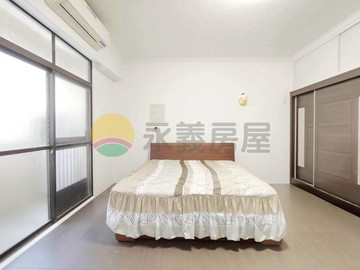 專任鳳山國中工協市場8米大面寬大地坪車庫露台透天｜高雄市鳳山區瑞大街