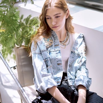 繡花鑽飾牛仔外套