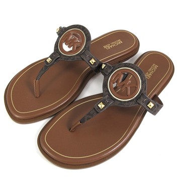 MICHAEL KORS Aubery 大圓標Logo人字夾腳皮革涼拖鞋(咖啡色)