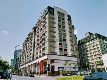 淑寬專任》礁溪湯圍溝溫泉邊間大面寬黃金雙店面｜宜蘭縣礁溪鄉仁愛路