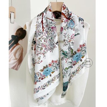 白色真絲絲巾女送禮大方巾桑蠶絲圍巾百搭春秋媽媽款2025新款披肩