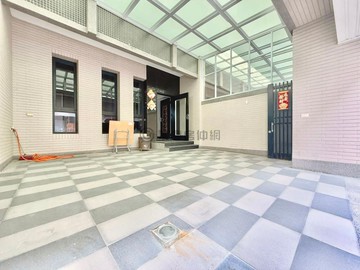 大社✨臨路超大地坪✨面寬邊間併排雙車墅｜高雄市大社區萬金路