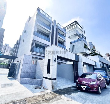 阿慶獨家|單元十二首席雲端7臨路透天別墅稀有釋出｜台中市北屯區順興街