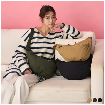 天藍小舖-不對襯設計立體尼龍斜背包-共3色-$490【A17175125】