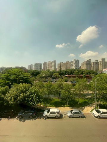 美村商圈震後✨臨路四樓半透店✨間間套房園道第一排｜台中市南區柳川東路一段