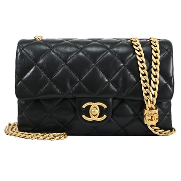 CHANEL AS3393 季節限定款雙C LOGO菱格金球小羊皮翻蓋鍊包.黑