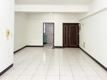 東區大鵬新城通風明亮三房含車位｜台南市東區怡東路