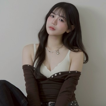 [EASY SHOP] 無痕花瓣3/4無鋼圈內衣-純淨白