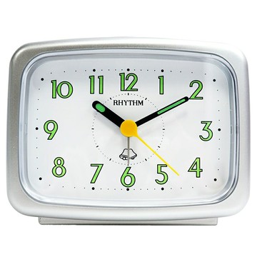 送禮首選★RHYTHM麗聲 背板螢光響亮鬧鈴珠光鬧鐘(星光銀)/10cm 附防塵袋+提袋【全館滿額折價★APP下單點數4倍送】線上購買享_實體門市同步服務