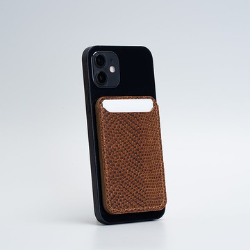 適用於 iPhone 16/15/14/13/12 的磁吸皮革錢包 - 壓花蛇紋款式