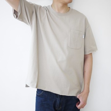 Wide Pocket Tee 寬版圓領口袋Tee/素色/棉/情侶服/中性