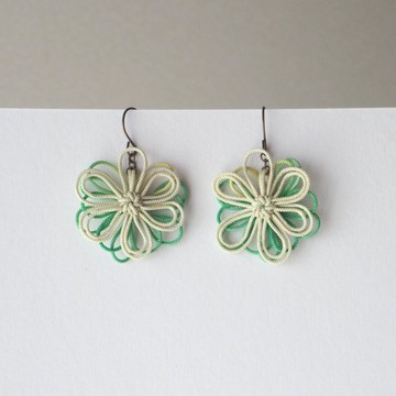 耳夾 悄然綻放的葉