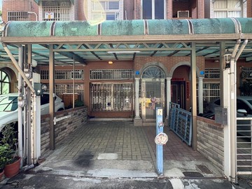 專任近上智國小-生活機能佳四房透天庭院車位｜新竹縣竹東鎮康莊街