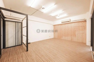 南高瑞隆｜面寬7米黃金店住｜高雄市前鎮區崗山東街