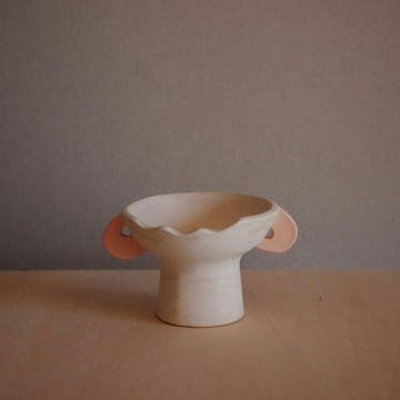 貓碗 / 白色與粉色
