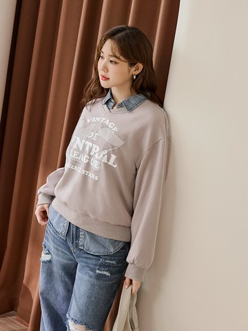 雲朵自訂款-V領印花後拼接毛絨大學T