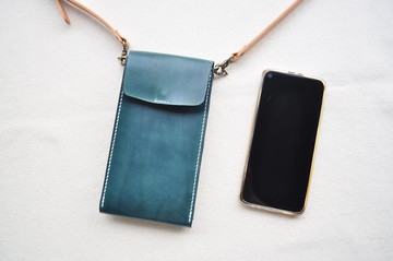 手機皮革隨身背袋-墨綠