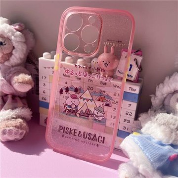 日卡娜赫拉包鏡頭手機殼適用iPhone15pro全包閃粉硬殼14promax保護套13卡通軟邊硬殼12