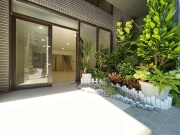 其融嚴選中壢交流道｜創緯天賦精緻店面+車｜桃園市中壢區民族路二段