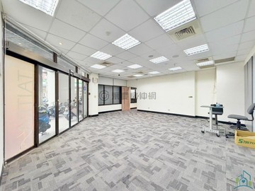 稀有角間大面寬店面+商辦/1-4樓三角窗｜台中市北區英才路