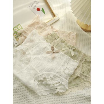 日系甜美清新蕾絲中高腰少女內褲鏤空透氣女士三角褲純棉襠有大碼