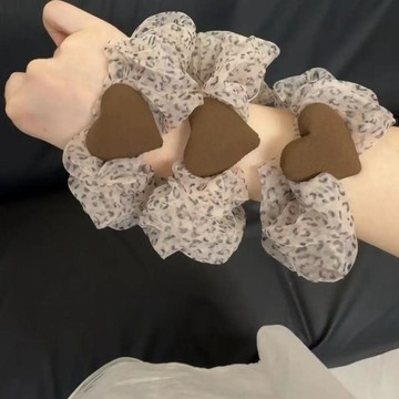 🥇隔日達出💎豹紋心形髮圈甜美可愛
