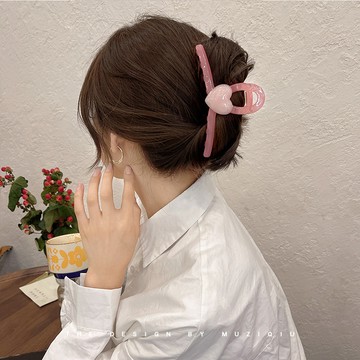 【粉紅菲菲】大號果凍色愛心髮夾後腦勺少女甜美抓夾網紅盤髮鯊魚夾子頭飾 38-0303