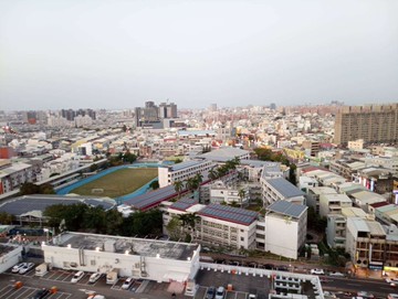 公園南路皇龍建設景觀三房｜台南市北區公園南路